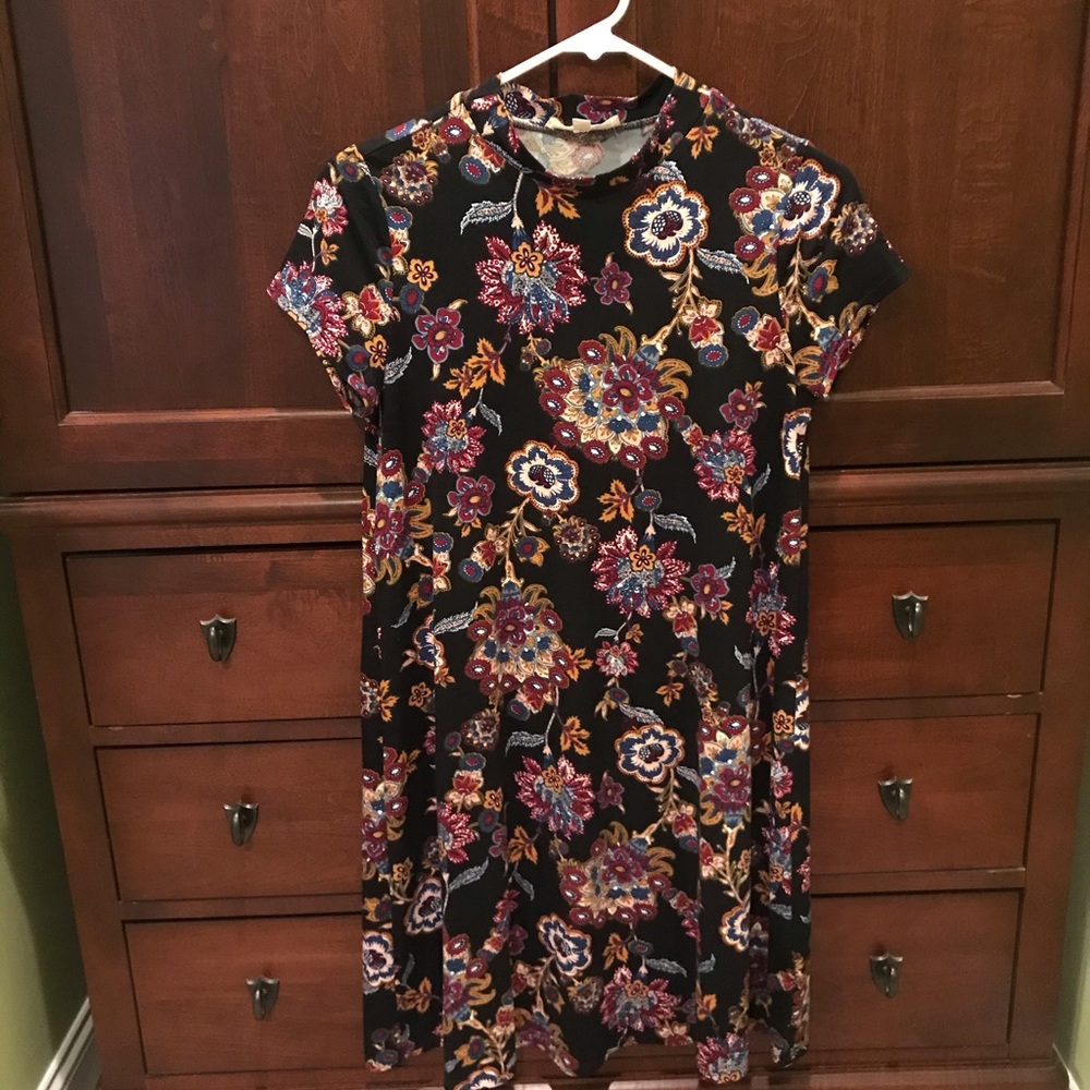 Juniors dress